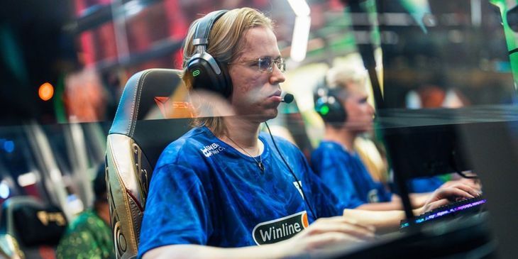Topson запустил стрим по Dota 2 впервые за два года