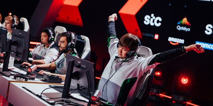 Team Falcons прошла в гранд-финал FISSURE PLAYGROUND 2 — Dota 2, обыграв Team Yandex
