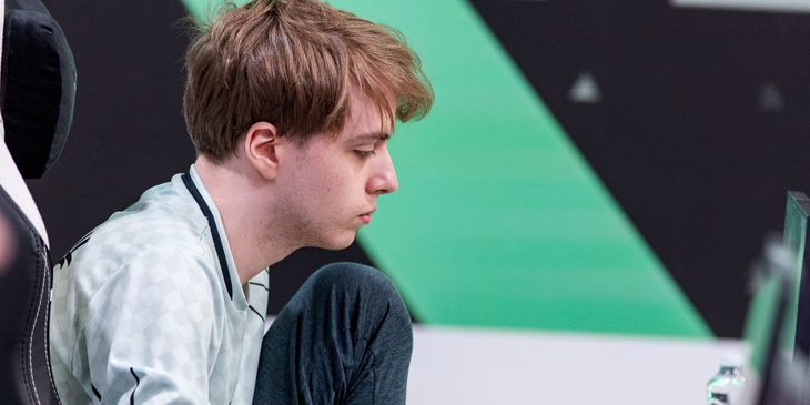 Aurora Gaming обыграла AVULUS в дебютном для команд матче на DreamLeague Division 2 S3