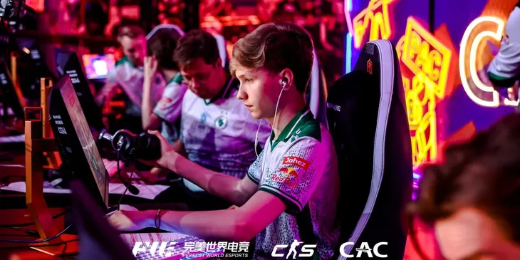 Team Falcons обыграла Legacy и вышла в плей-офф BLAST Open Fall 2026