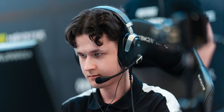 B8 Esports оказалась сильнее Team Falcons на StarLadder Budapest Major 2025