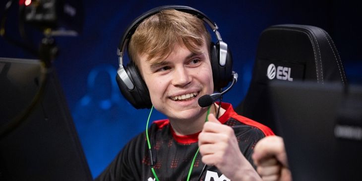 MOUZ прошла в финал BLAST Open Lisbon 2025, обыграв Eternal Fire