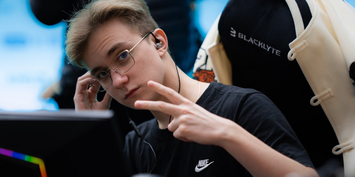 Almazer: «Virtus.pro — это хорошее решение для FL4MUS»