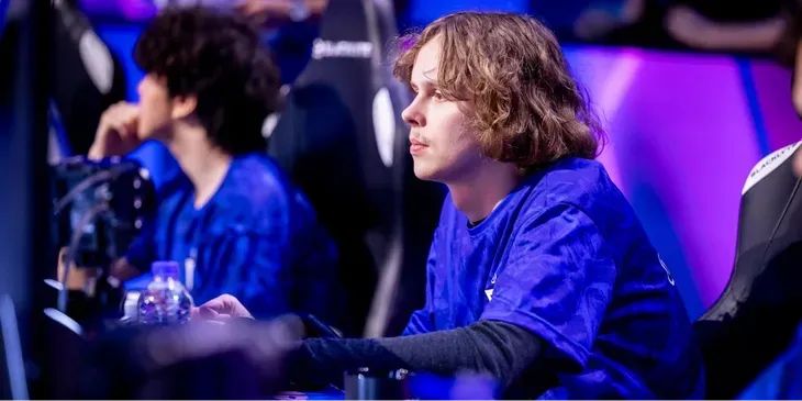 Pure~: «У dyrachyo уже давно закончился стримерский прайм»