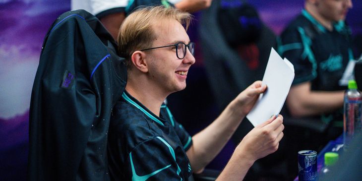 Team Spirit проиграла Aurora Gaming на групповом этапе The International 2025