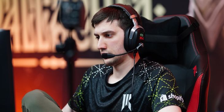 Arteezy поблагодарил Valve за сброс MMR: «Мне больше не нужно ежедневно терпеть гулей»