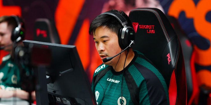 FlyQuest перевела dexter в инактив