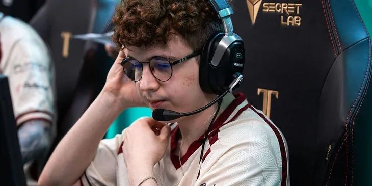 Gr1ks перешел в BIG