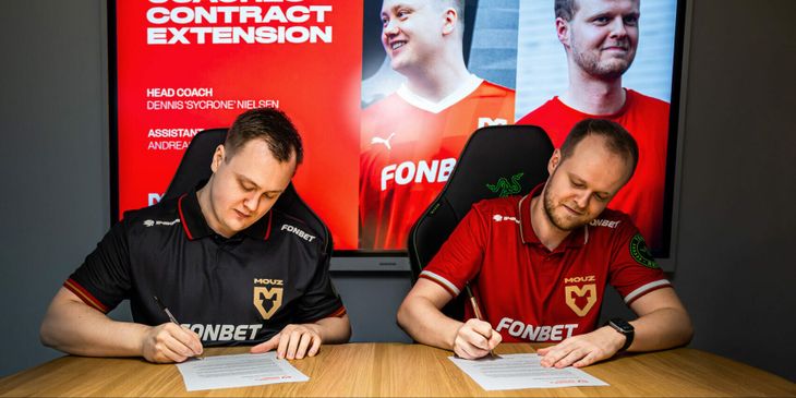 Sycrone и Xyp9x продлили контракты с MOUZ