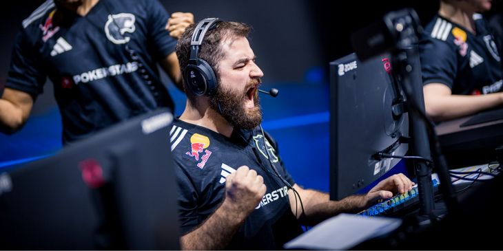 FalleN жестко ответил FlyQuest, которая потроллила бразильские команды