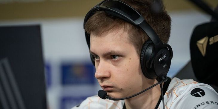 Ban9PivoSamogon разгромила Virtus.pro в закрытой квалификации на PGL Wallachia Season 3