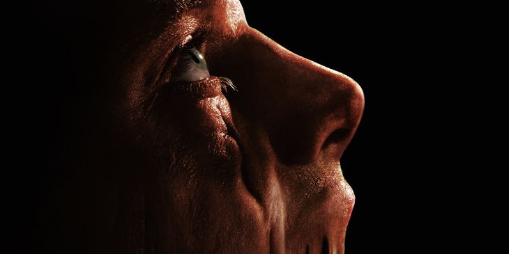 DC раскрыла дату релиза боди-хоррора «Глиноликий» и показала первый постер