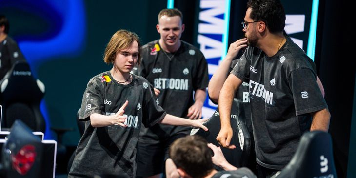 Spirit сыграет с JiJieHao, BETBOOM Team встретится с FaZe, а Falcons поборется с K27 в стартовых матчах на EWC 2026 по CS2