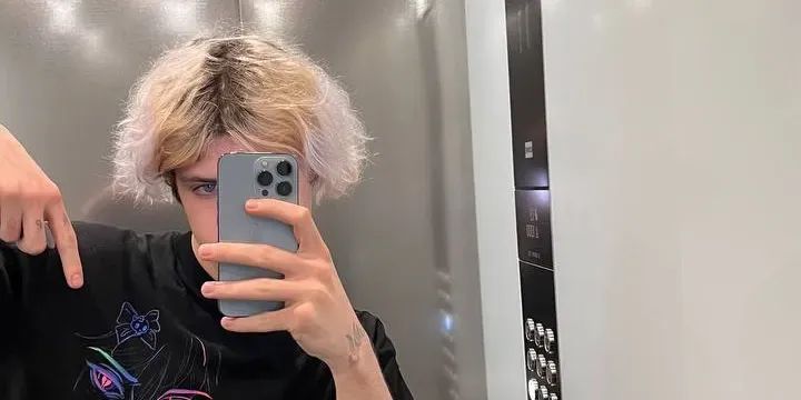 Deko о доходах от стикеров: «Есть ощущение, что скоро все тир-1 команды будут 322 делать»