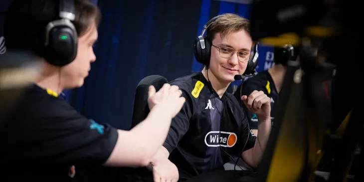 FL4MUS после поражения Virtus.pro от Vitality: «Нужно становиться безумно сильнее. Очень много брака по индивидуалке»