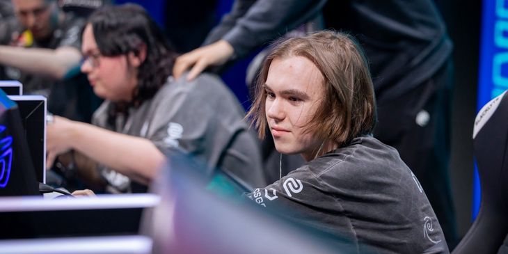 Team Spirit против Astralis — кто пройдет в полуфинал EPL S23?