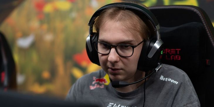 NAVI, L1ga Team, MOUZ и Yellow Submarine — определились участники закрытых отборочных на BLAST Slam VIII