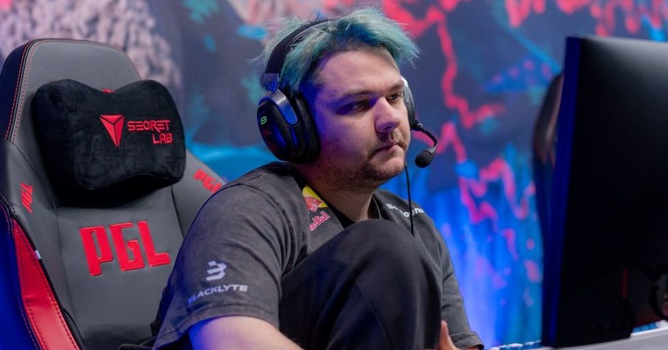 «Ты просто слабый», — Yatoro об игроке Team Falcons ATF