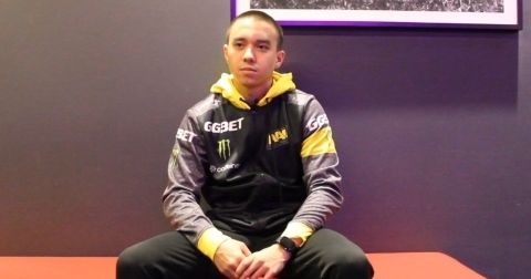 Канал Blizzy заблокировали на Twitch — он оскорбил трансгендерного стримера