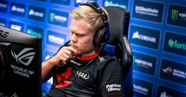 Astralis прошла в полуфинал dreamhack open fall 2020