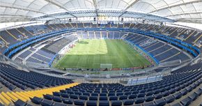 ESL переносят Dota 2 на футбольное поле