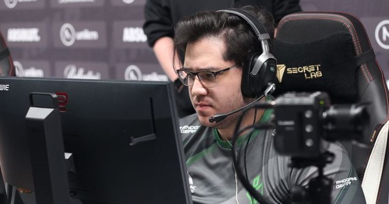 FlyQuest представила нового тренера состава по CS2
