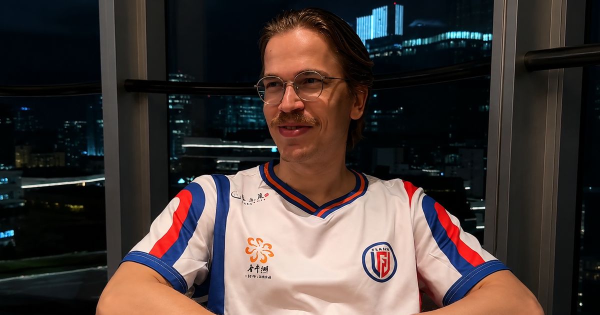 Topson изменил прогноз на TI15 после перехода в LGD