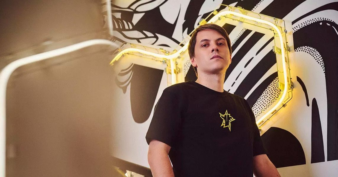 ApEX продлил контракт с Team Vitality