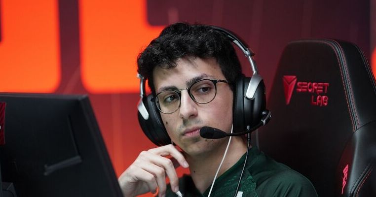 Ag1l покинул основной состав 100 Thieves
