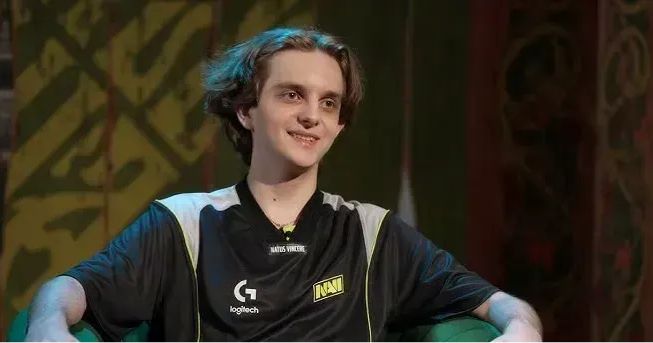 NAVI получила инвайт в плей-офф EPL Masters I после дисквалификации KW
