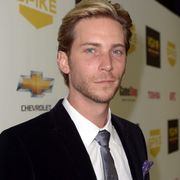 Трой Бейкер