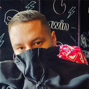 Владислав kissinho Леухин