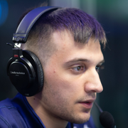 Артур Arteezy Бабаев