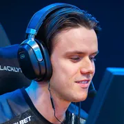 Фредрик REZ Стернер
