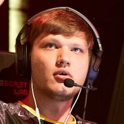 Александр s1mple Костылев