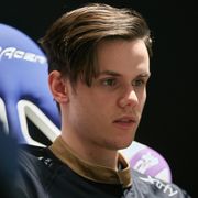 Фредрик REZ Стернер