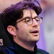 Себастьян Ceb Дебс