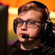 Ростислав fn Лозовой