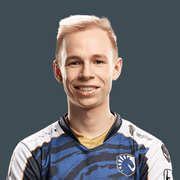 Джонатан EliGE Яблоновски