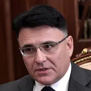 Александр Жаров