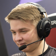 Алексей Qikert Голубев