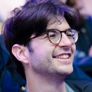 Себастьян Ceb Дебс