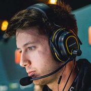 Микаил Maikelele Билл