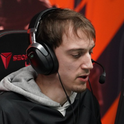 Алехандре bodyy Пианаро