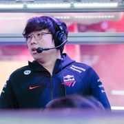 Пак March Тай-вон