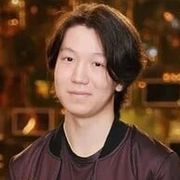 Арслан Ksani Шаджанов