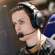 Фредрик REZ Стернер