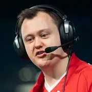 Деннис sycrone Ниелсен