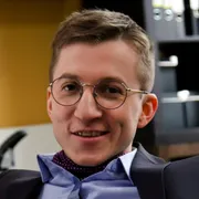 Дмитрий Шаракоис