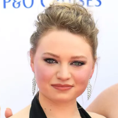 Миа Триплтон